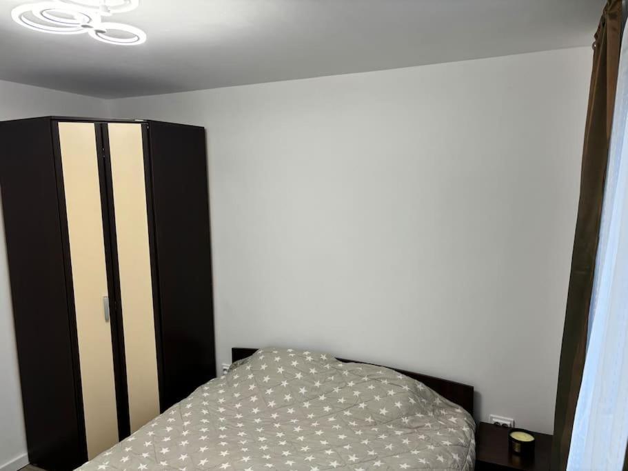 3 Camere Decomandat Bucureşti Exterior foto